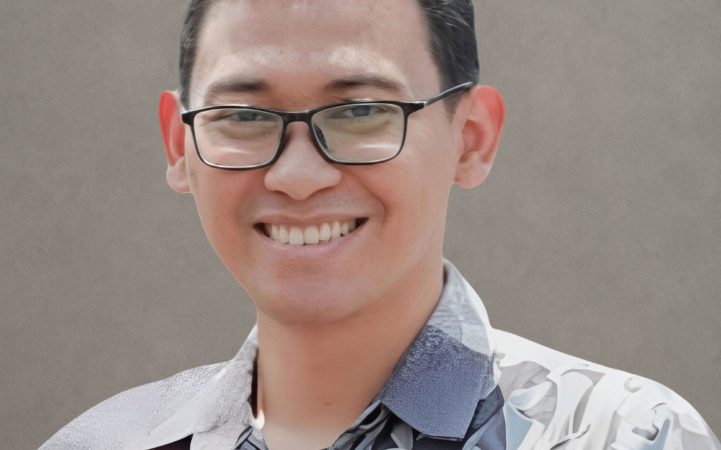 CEO-of-Lokabahasa-scaled